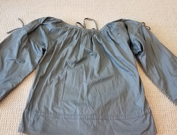 Costum Made Blouses - Picture 4 of 11